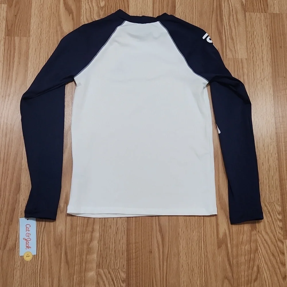 Boys Long Sleeve Shark Patrol Rash Guard Swim Shirt - Cat & Jack Size Large